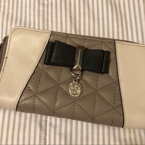 Jessica Simpson wallet. EUC.